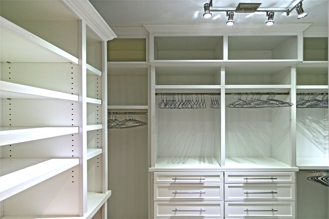 HGTV Inspired Design I MG On the Halifax I Condo For Sale I Premier Design Closets